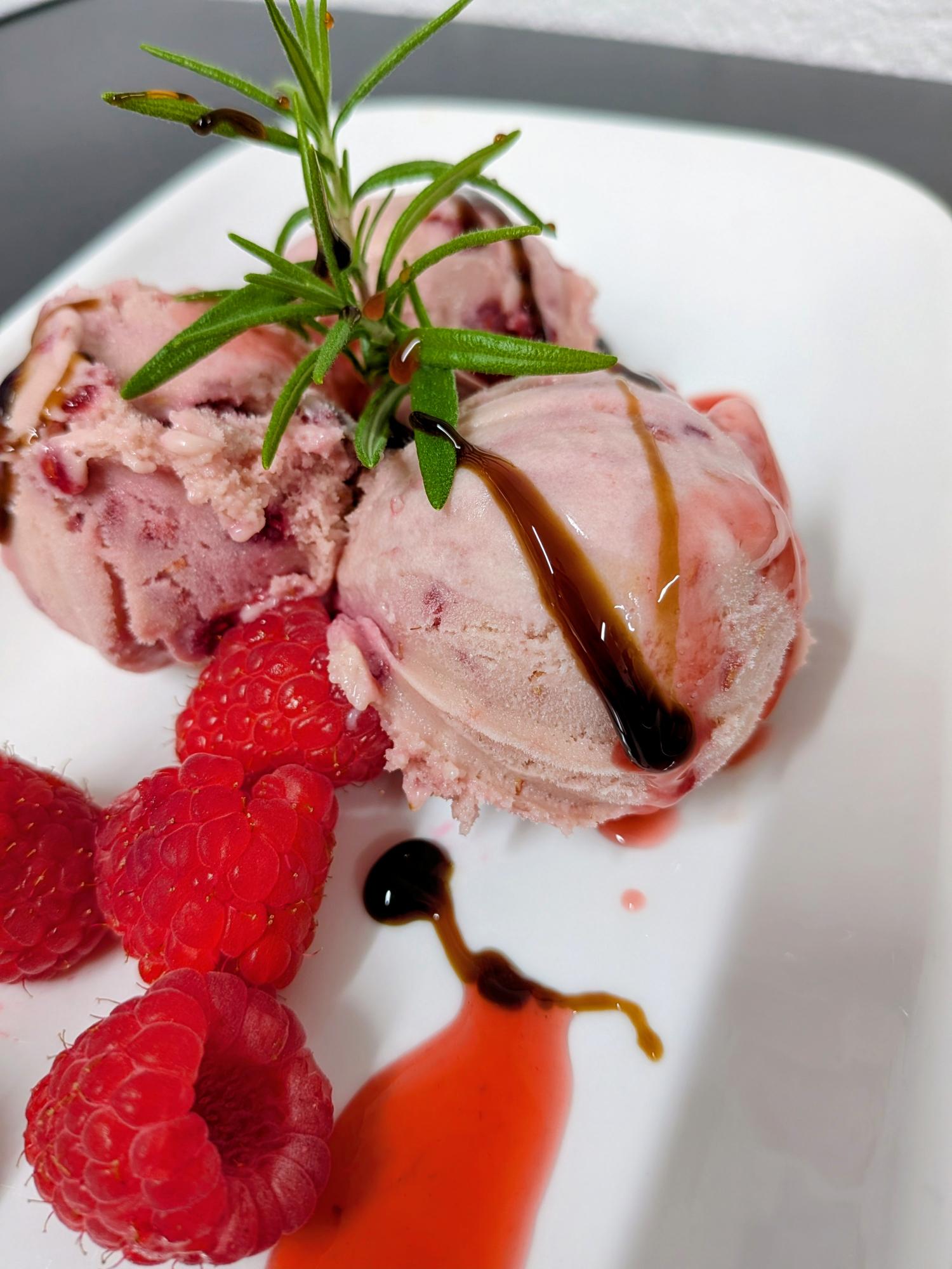 450ml Raspberry ice cream with hints of balsamic vinegar