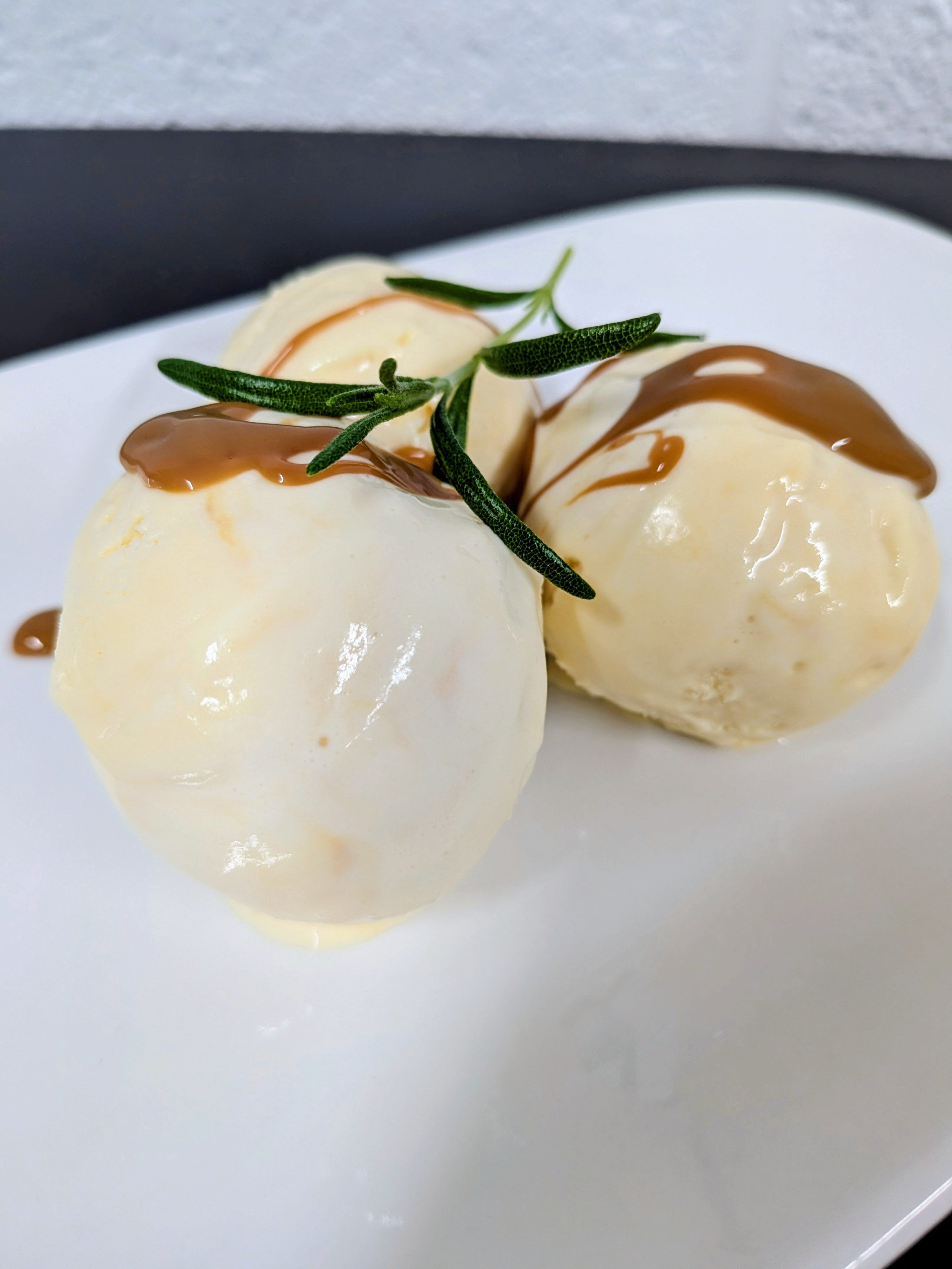 450ml Caramel ice cream